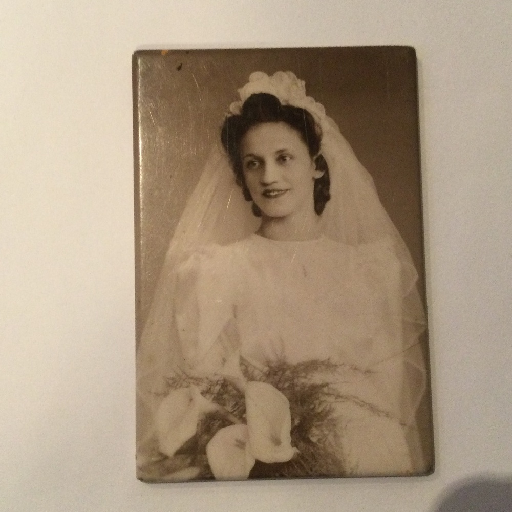 Vintage Photo of Bride Pocket Mirror